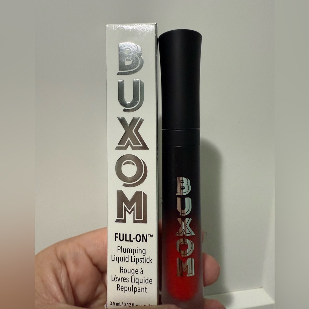 Buxom Matte Lipstick in Heart's On Fire